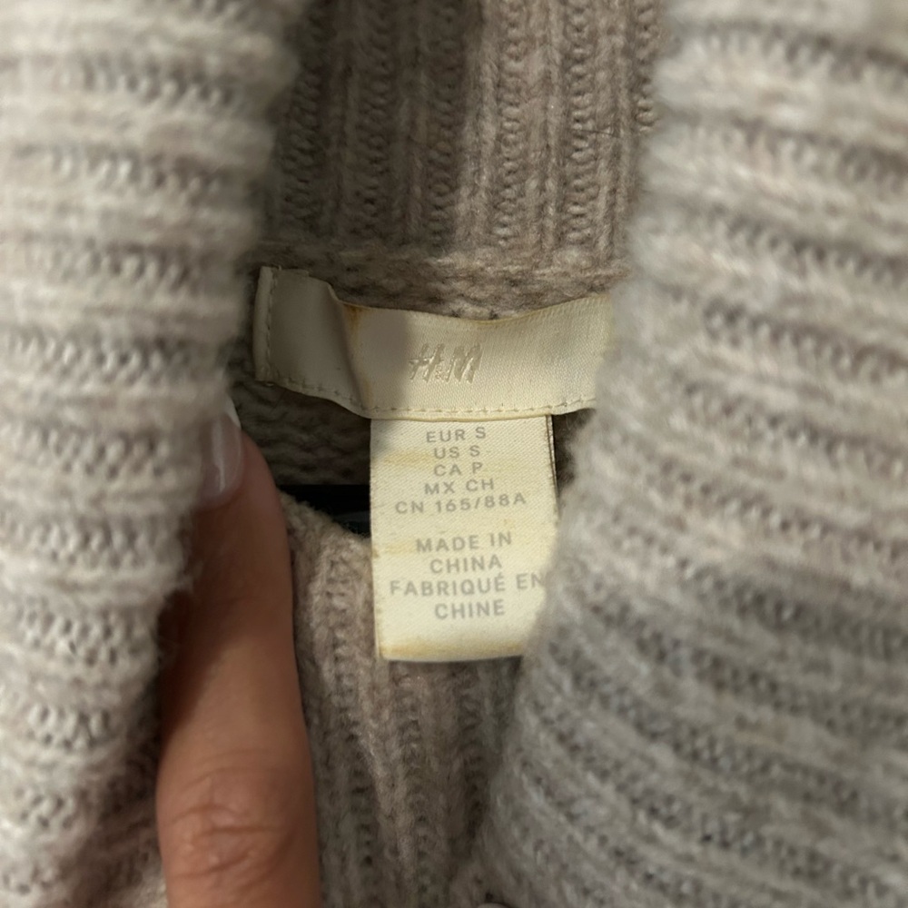 H&M Women's Cream Cowl Neck Sweater